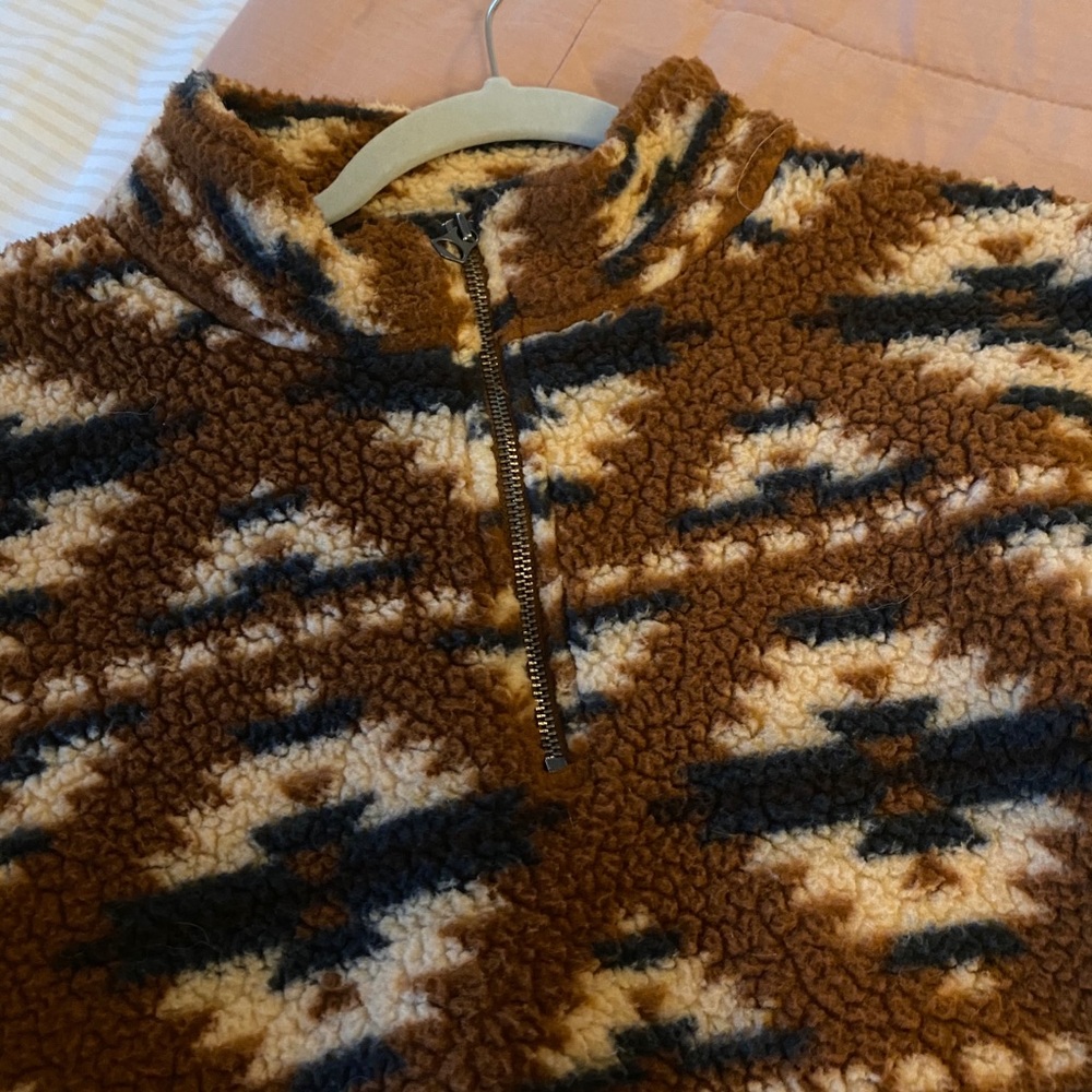 Ae Pullover - image 3